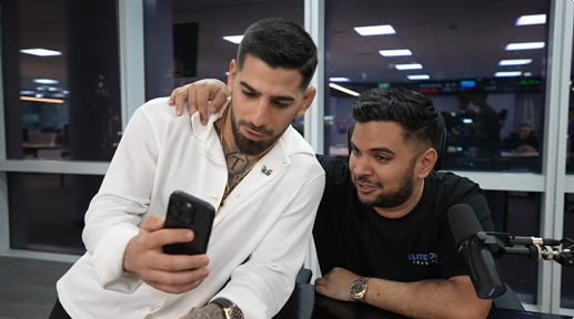 Ilia Topuria - Campeón UFC que validó la formación de Élite del Trading con Pako Thawani